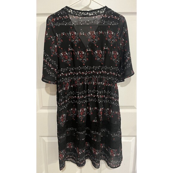 Doe & Rae Women’s Black w/Red Flowers Lace Dress Sz S Knee Length Gothic Witchy - Picture 4 of 15